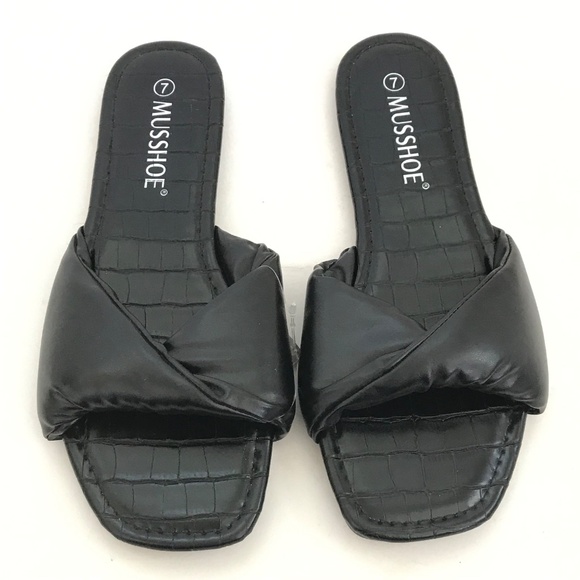 MUSSHOE Slip On Slide Sandals Black Flats Women’s Size 7 NWT - Picture 3 of 16